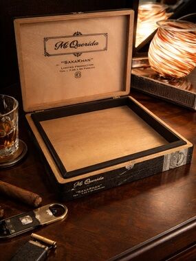 Mi Querida Sakakhan Cedar Cigar Box Limited Edition Wooden Humidor Storage Case
